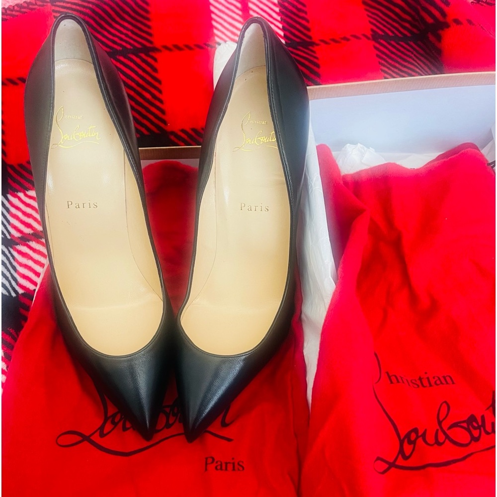 Black Christian louboutin
